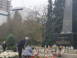 Procesja z modlitwą za zmarłych na Gunnersbury Cemetery (03.11.2024)