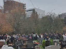 Procesja z modlitwą za zmarłych na Gunnersbury Cemetery (03.11.2024)