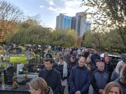 Procesja na Cmentarzu Gunnersbury (02.11.2025)