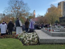 Procesja na Cmentarzu Gunnersbury (02.11.2025)