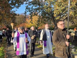 Procesja na Cmentarzu Gunnersbury (02.11.2025)