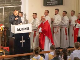 Liturgia Wielkiego Piątku (18-04-2025)