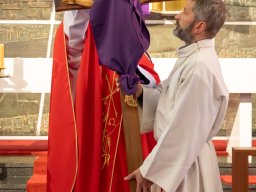Liturgia Wielkiego Piątku (18-04-2025)