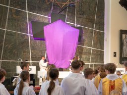 Liturgia Wielkiego Piątku (18-04-2025)